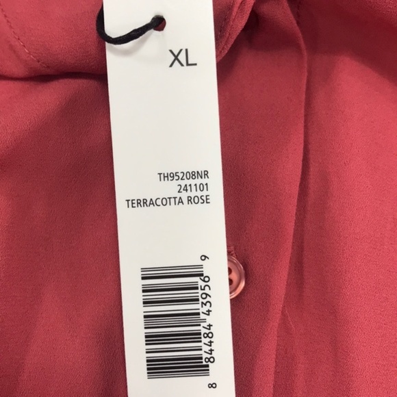 T Tahari Feminine Button Front Long Sleeve Blouse - Picture 5 of 7